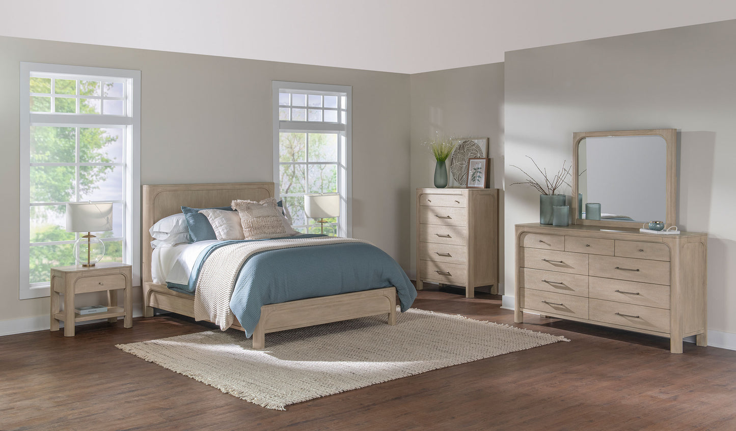 Solano 55-inch Queen Panel Bed Weathered Mango