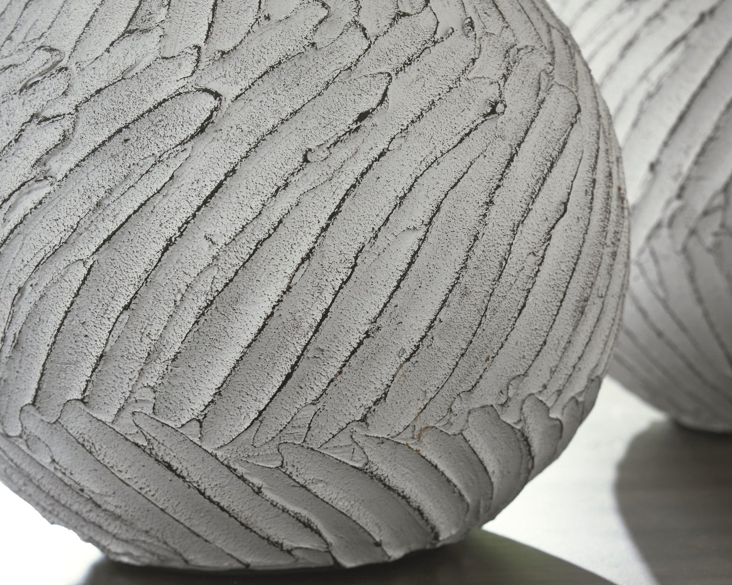 Shelvie Vase